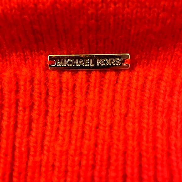 1/14/23 - *** NWT*** Michael Khors orange sweater - Picture 3 of 5